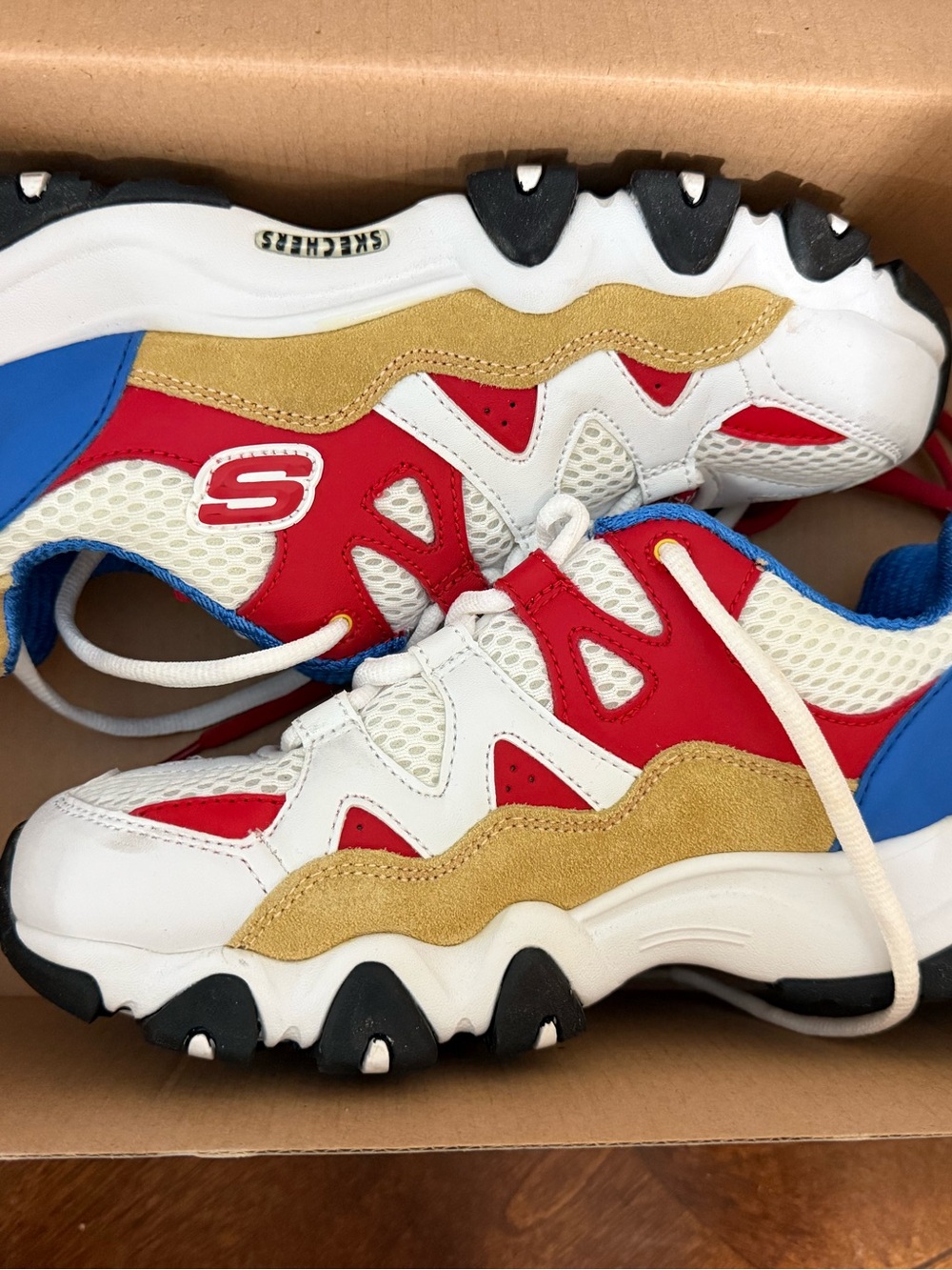 Onepiece White, Red & Blue Women’s Sneakers - Picture 4 of 15